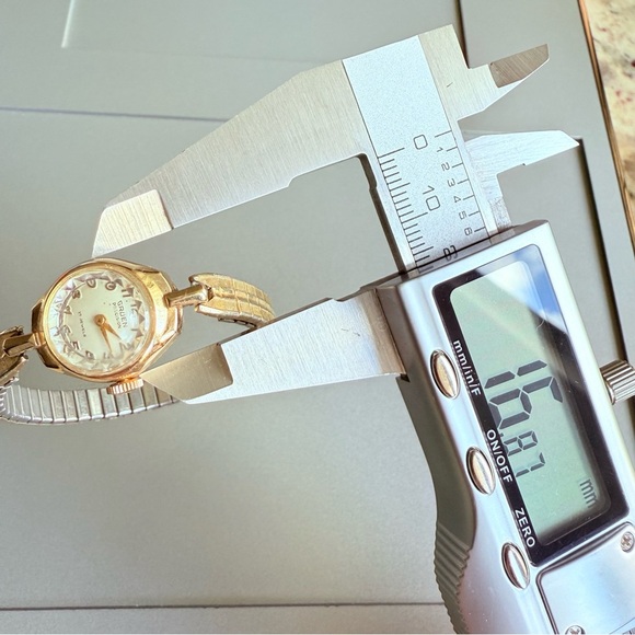Vintage GRUEN Precision 14k Gold 17 Jewels Ladies Mechanical Watch Worki… - Picture 13 of 14